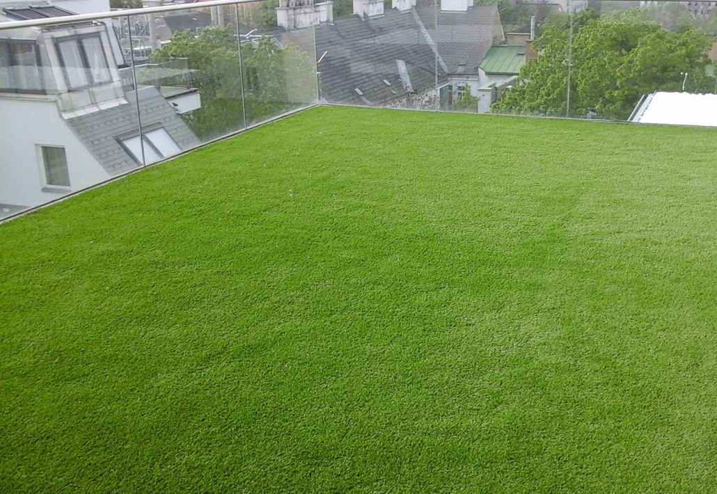 Dachterrasse mit Kunstrasen